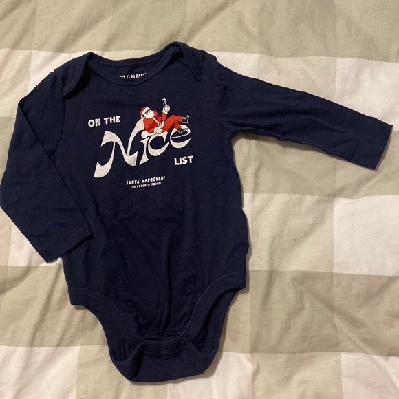 Old Navy 6-12M Long Sleeve Bodysuit - Picture 1 of 3